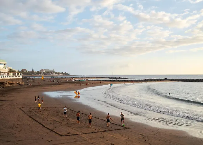 Flores 46 * Playa Feñabe